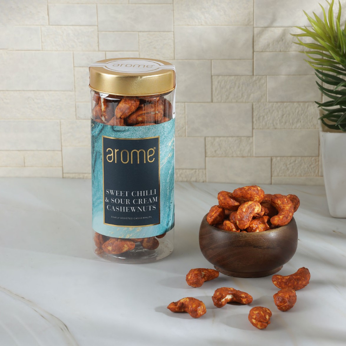 Sweet Chilli & Sour Cream Cashews 100 g - Image 2